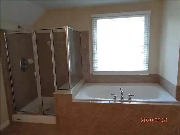 5 BR in Buford