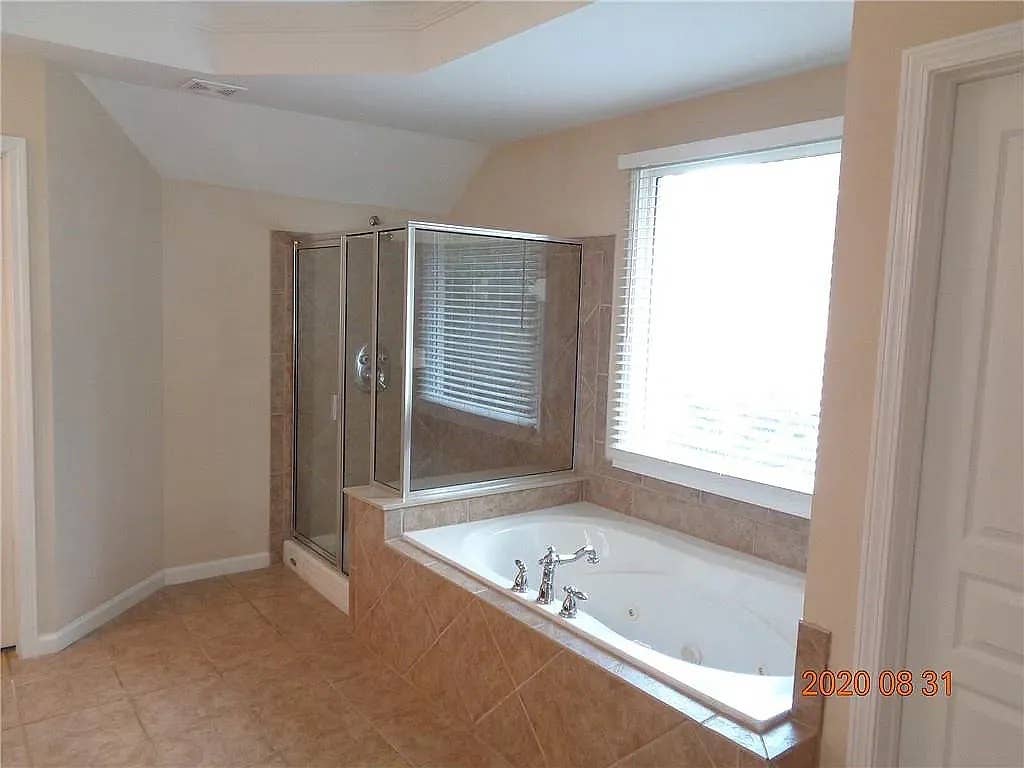 5 BR in Buford