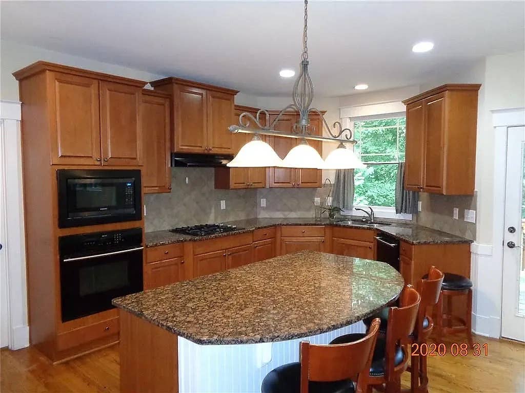 5 BR in Buford