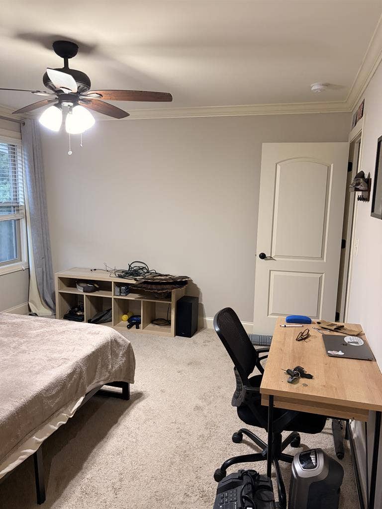 Fallsgrove neighborhood room