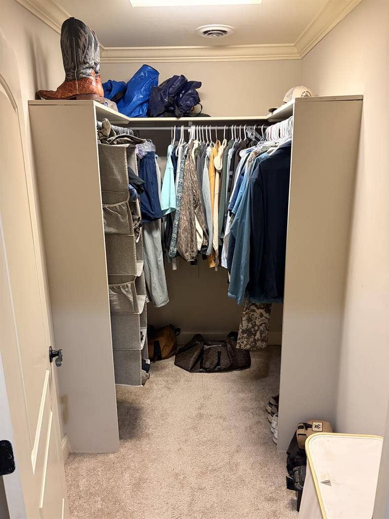 Fallsgrove neighborhood room