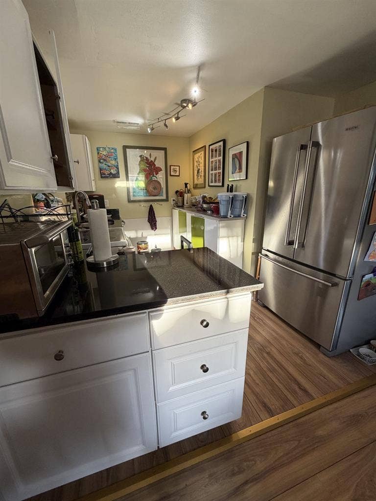 Large Rental Room in Shoreline