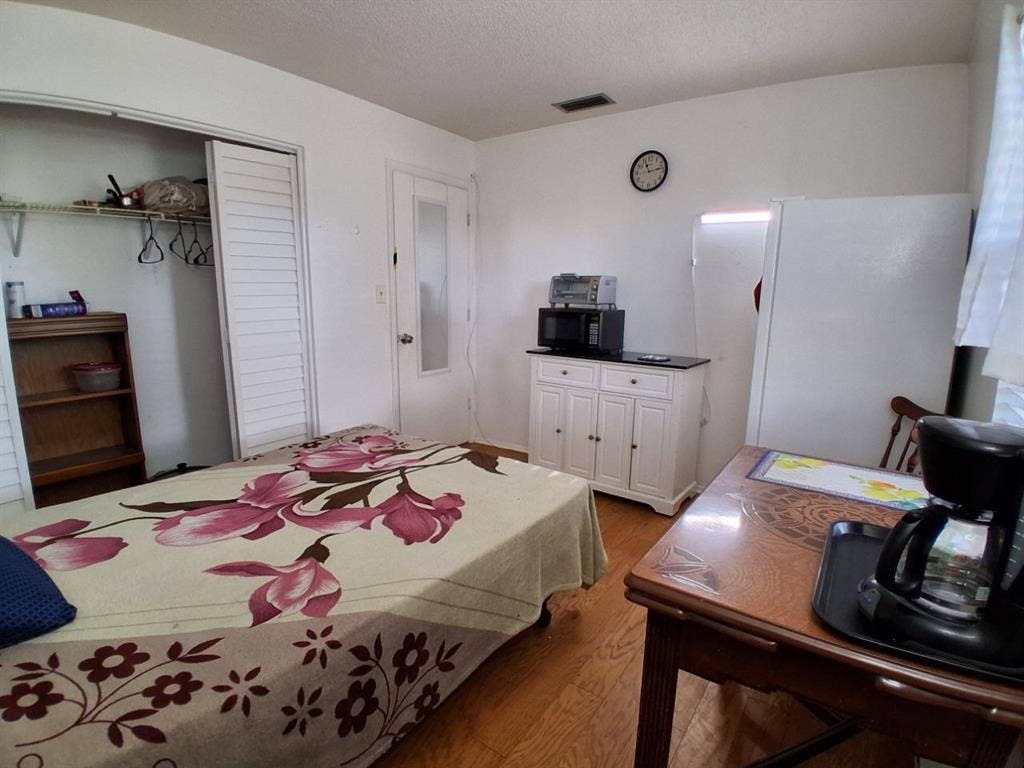 Furnished Room - Utilities Include