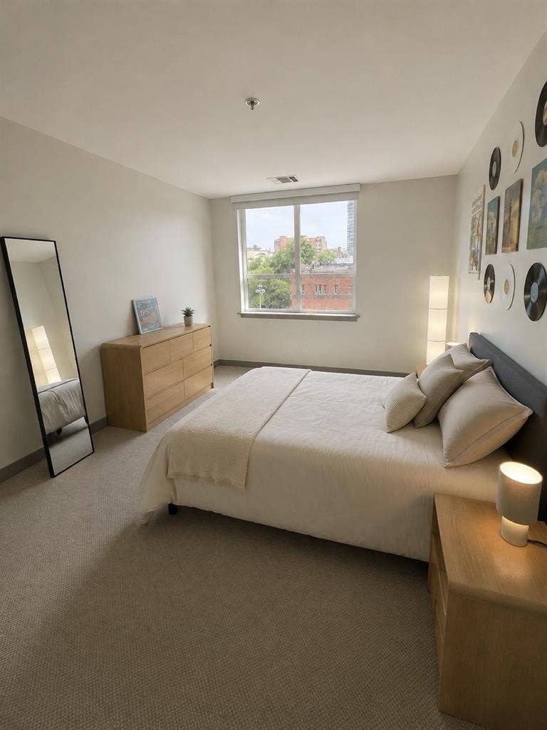 ROOMATE WANTED - DOWNTOWN CLEVELAND