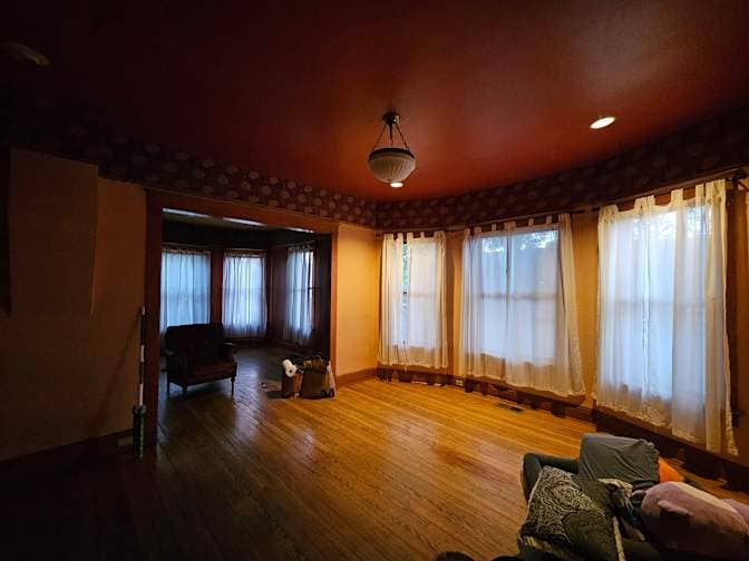 3 bed/ 2 bath