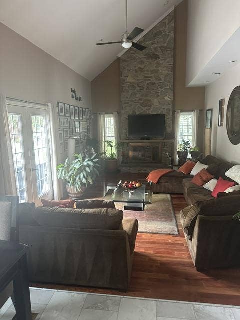 🏡 Furnished Room for Rent