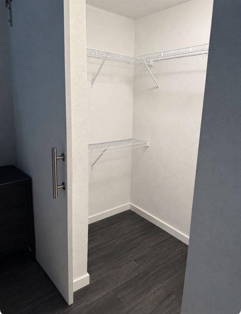 Roommate wanted