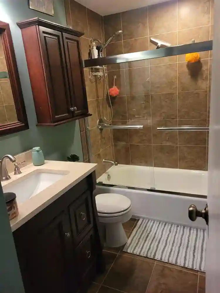 Cozy Four BD Home Roommate Needed