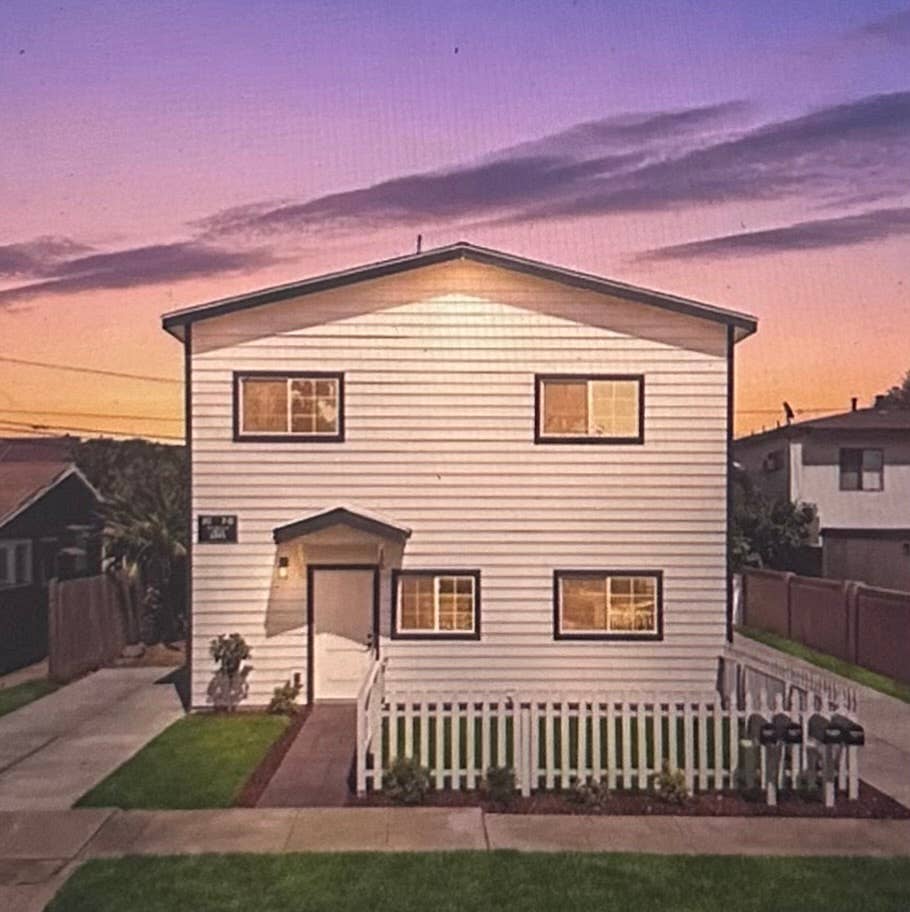 Fullerton townhome is historic zone
