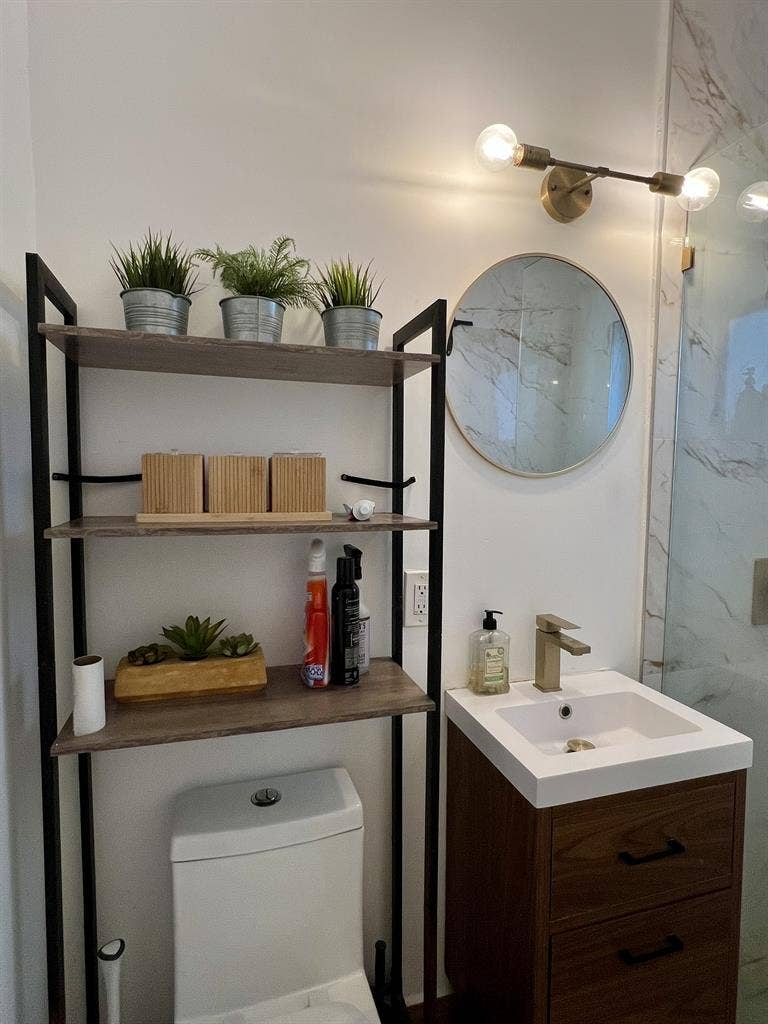 Furnished Queen Room Near Brickell