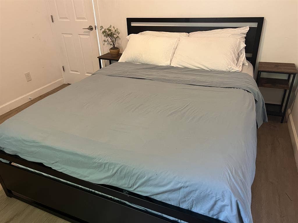 Furnished Queen Room Near Brickell