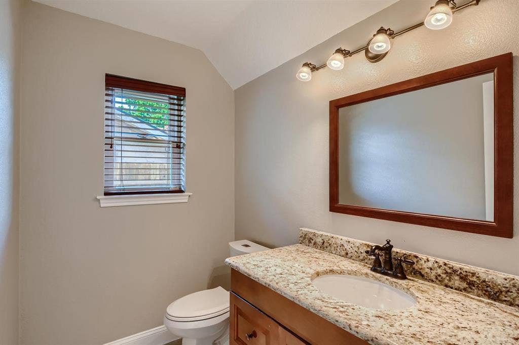 4 BR in Dallas