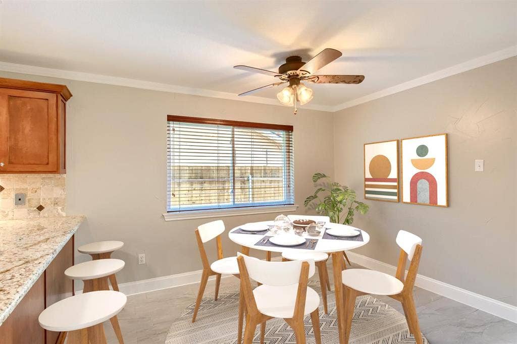 4 BR in Dallas