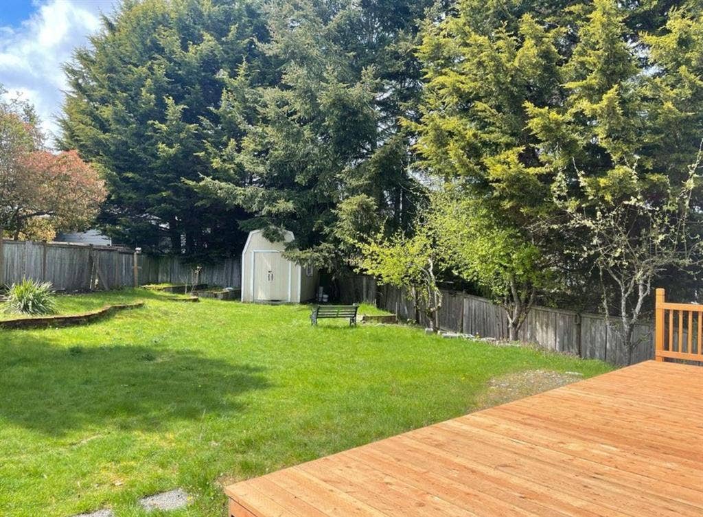 4-5 BR house share!