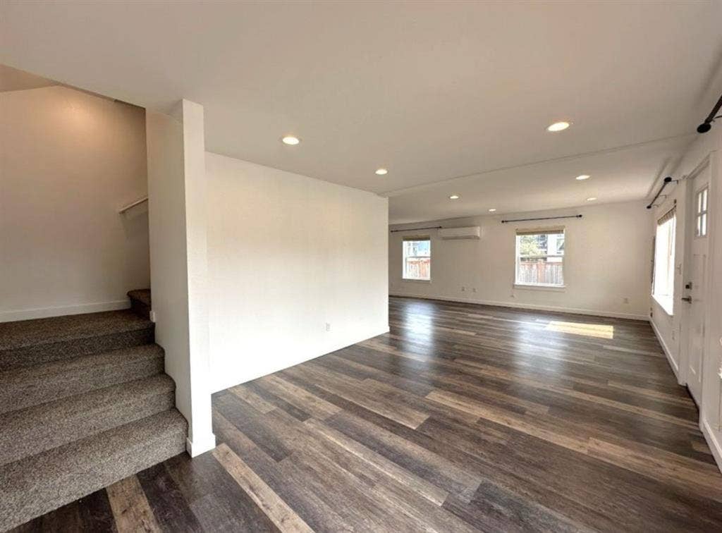 4-5 BR house share!