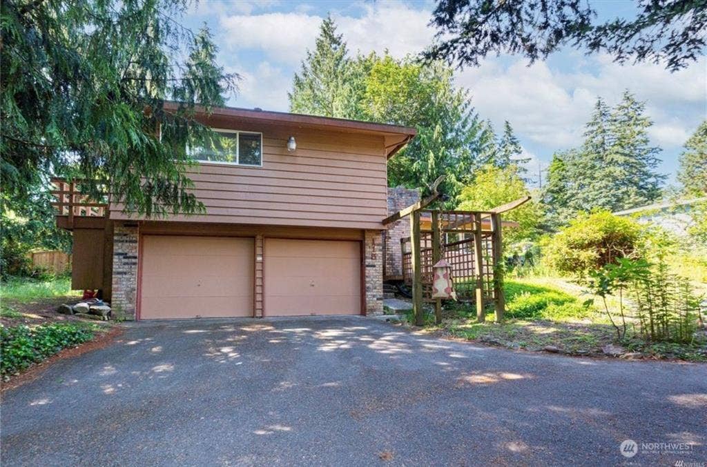 4-5 BR house share!