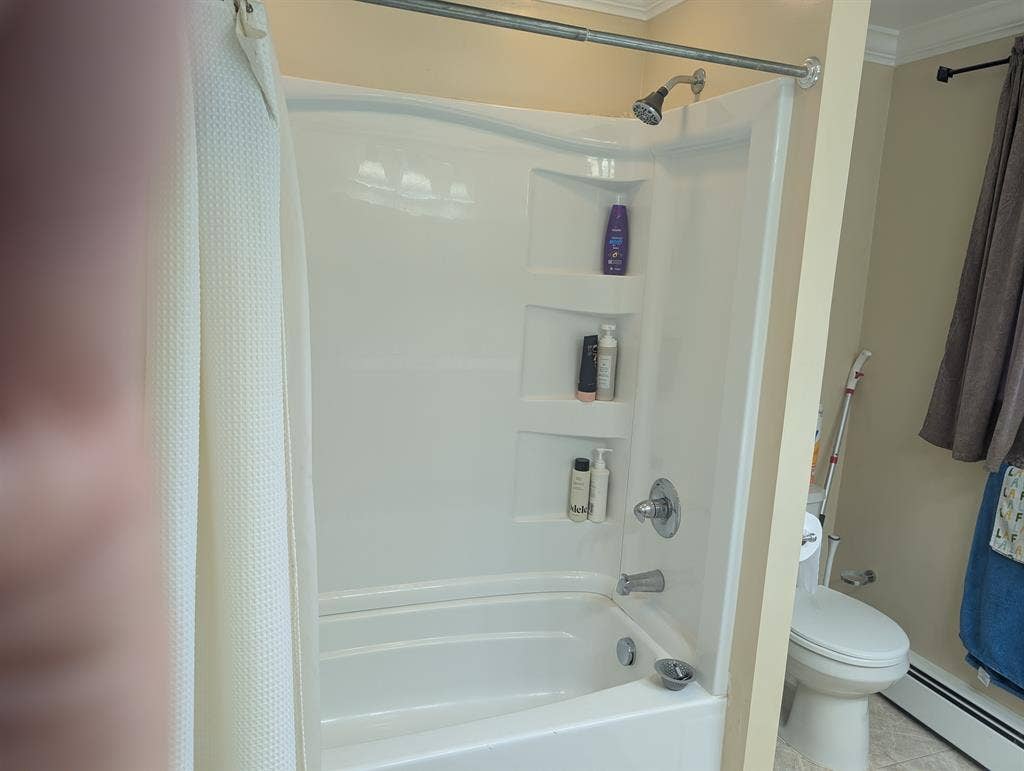 Clean, Quiet, Furnished for female