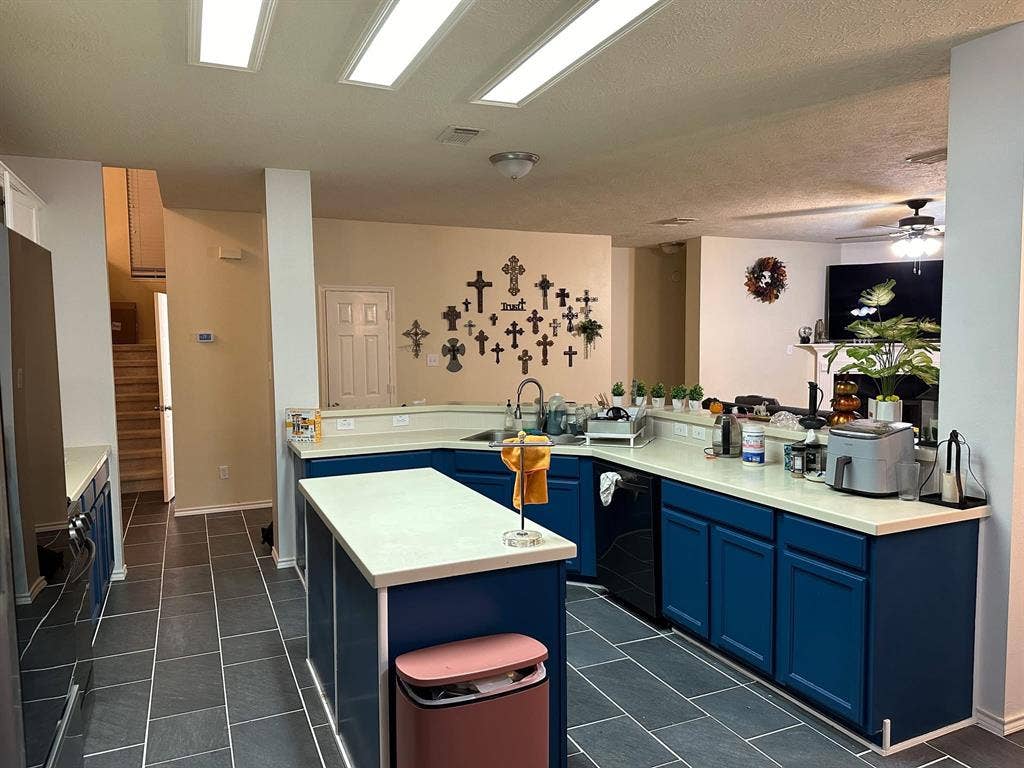 Rooms for rent in Spring 77388