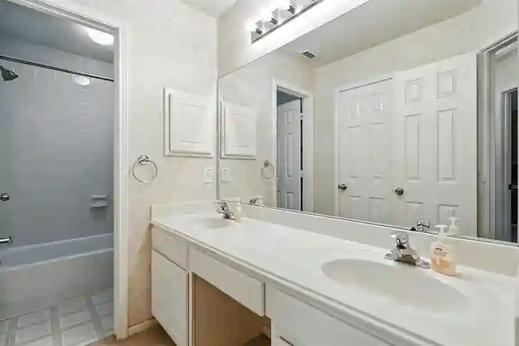 Rooms for rent in Spring 77388