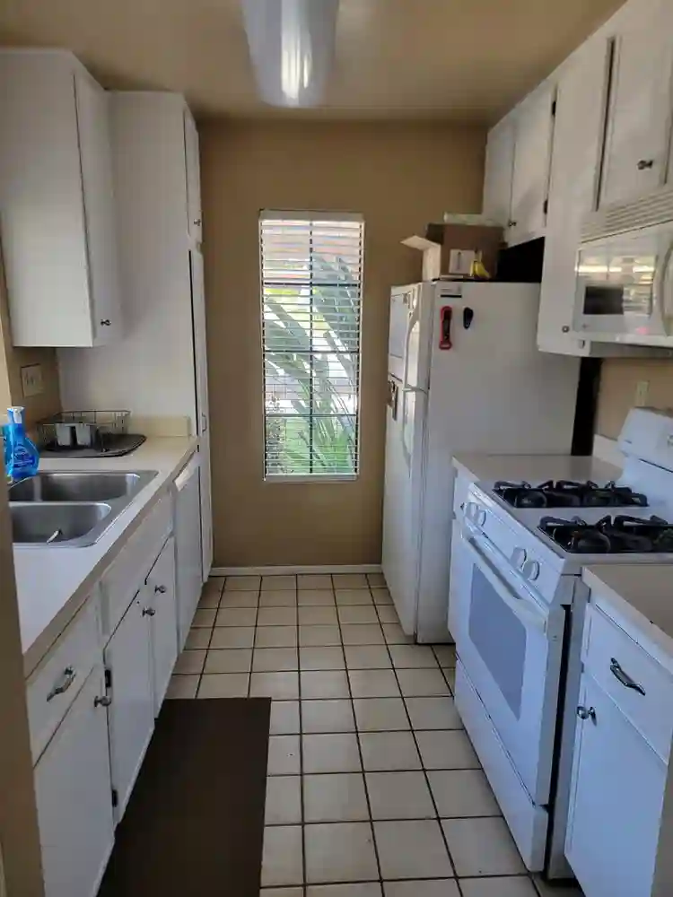 Private room with priv bathroom!