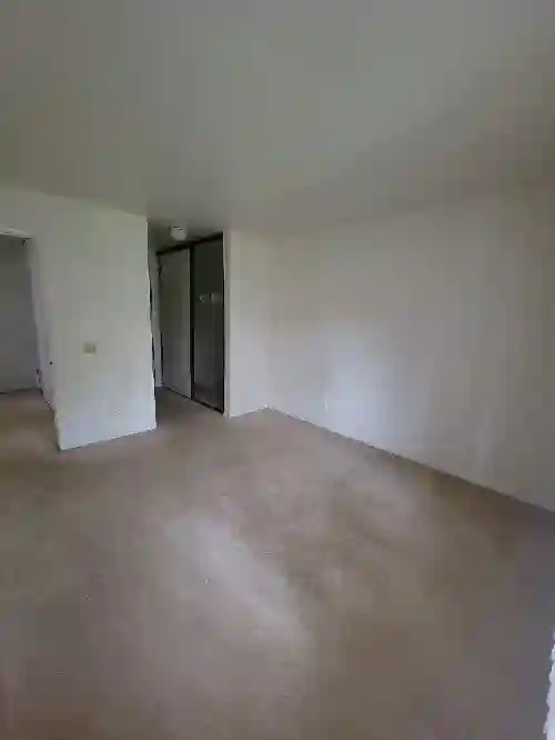 Private room with priv bathroom!