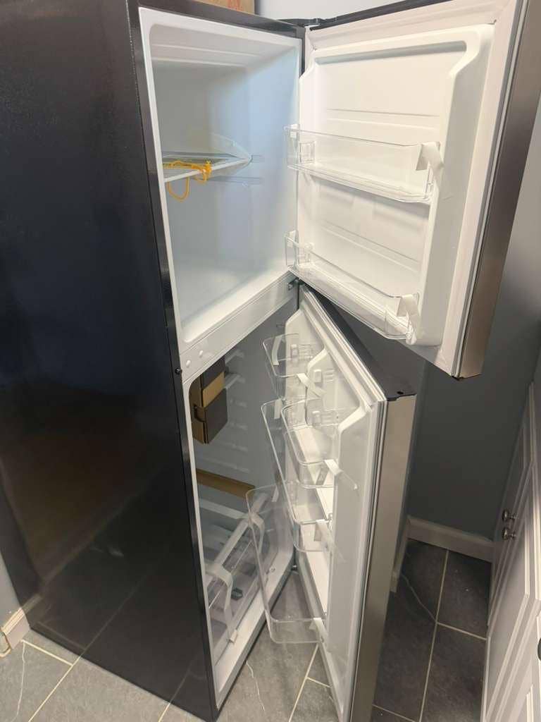 Newly renovated 2bedr00m apartment