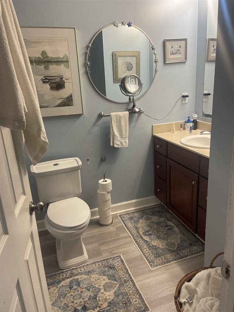Roommate wanted