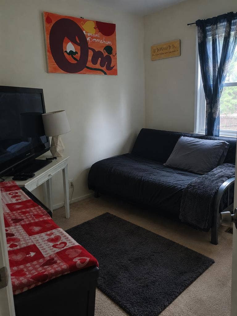 Furnished Room $50/ day for 2 wks