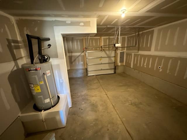 3 BR in Apex