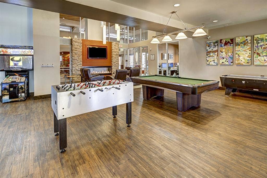 School year lease Hilltop