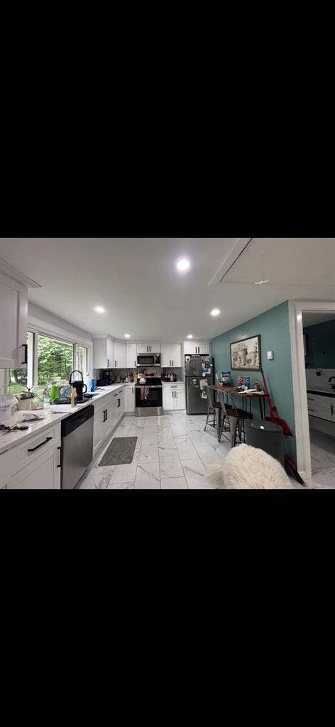 Newly redone Furnished 3bed 2 bath