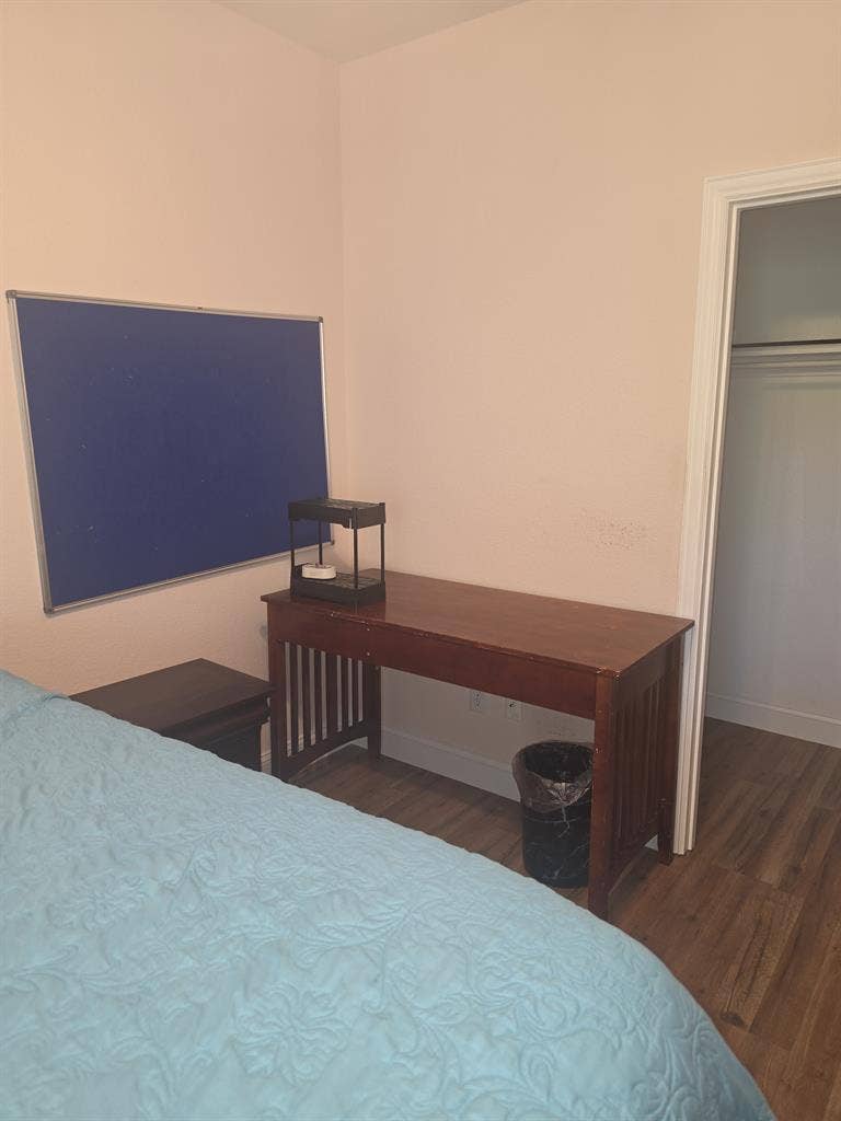 Room for rent Utilities inc