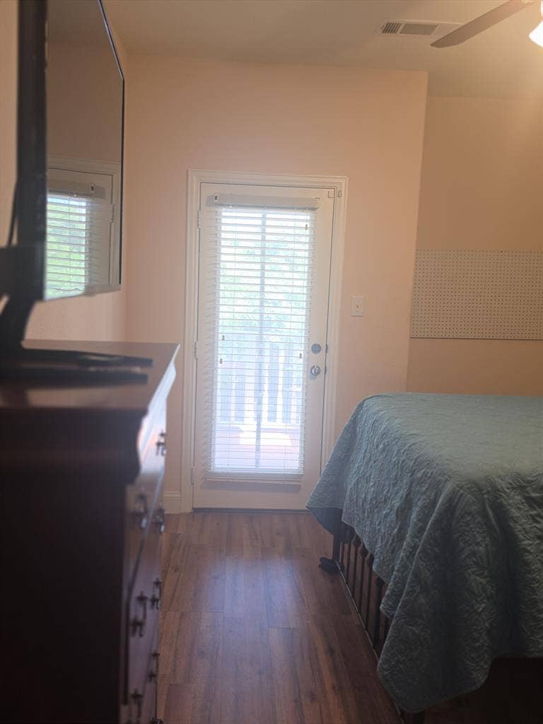 Room for rent Utilities inc