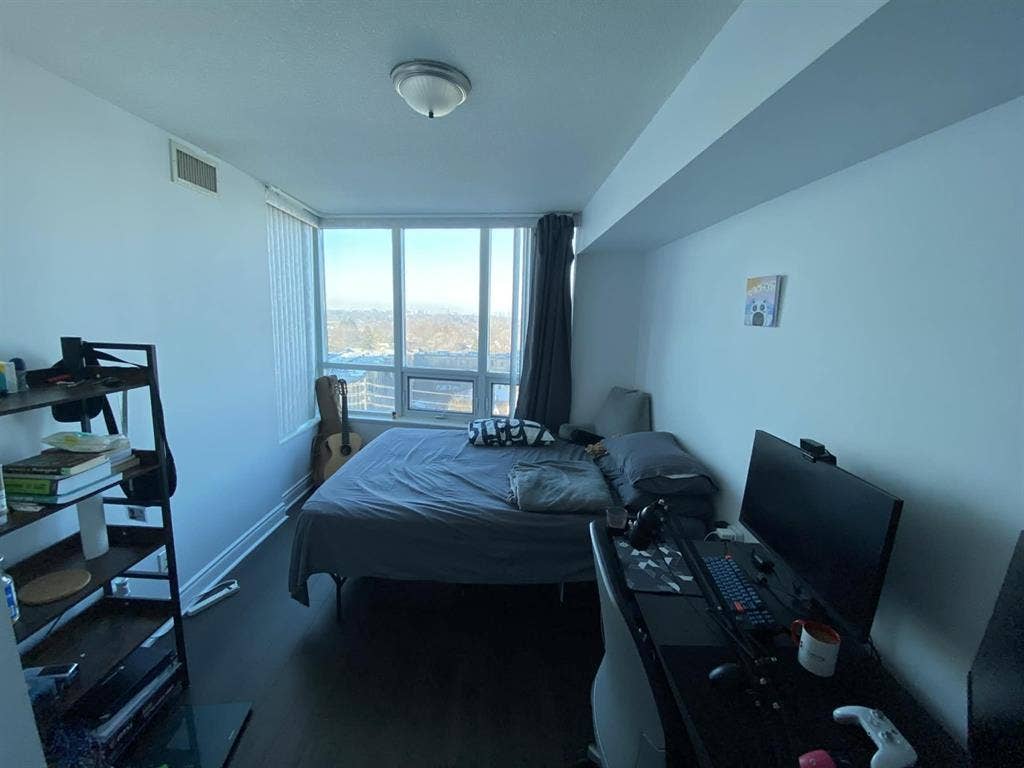 Yonge & Finch (Oct 1 move-in)