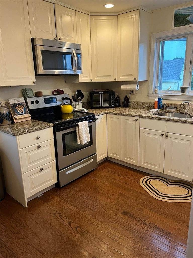 Room available in Quincy for 9/1