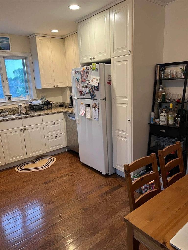 Room available in Quincy for 9/1