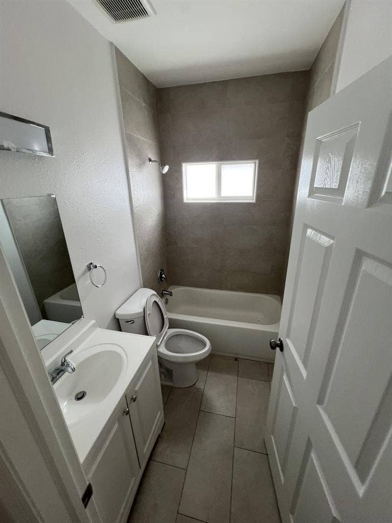 The Rock House | Private Room