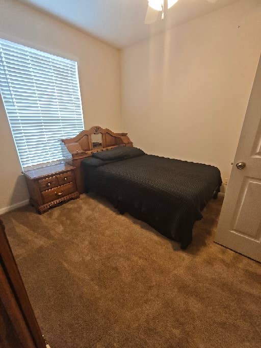 Room in a safe neighborhood,