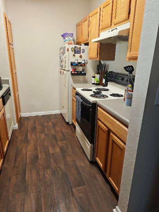 Room in a safe neighborhood,