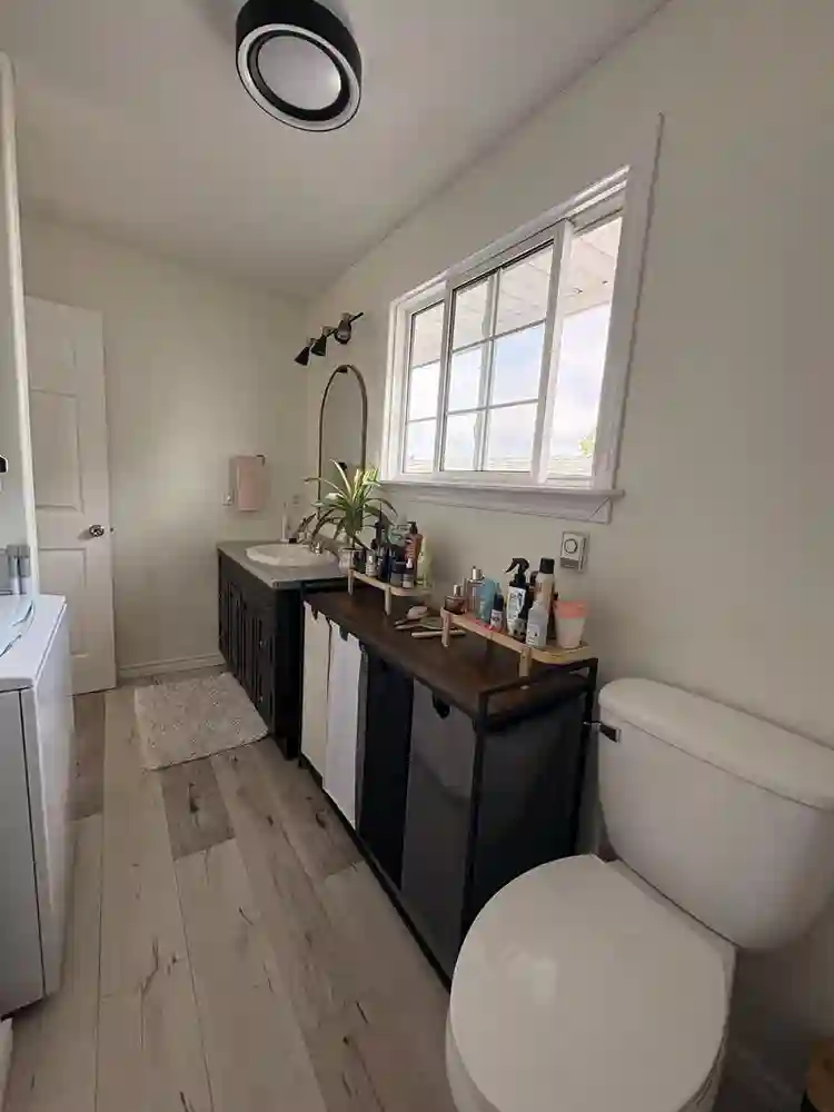 3 Bedroom -Utilities Included