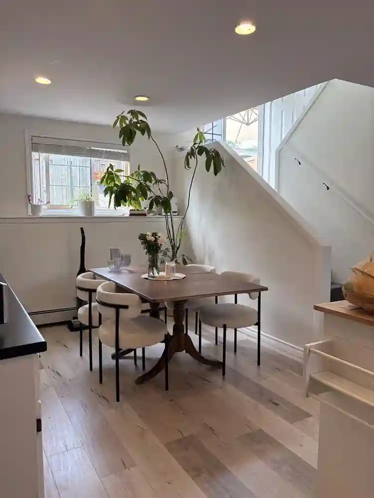3 Bedroom -Utilities Included