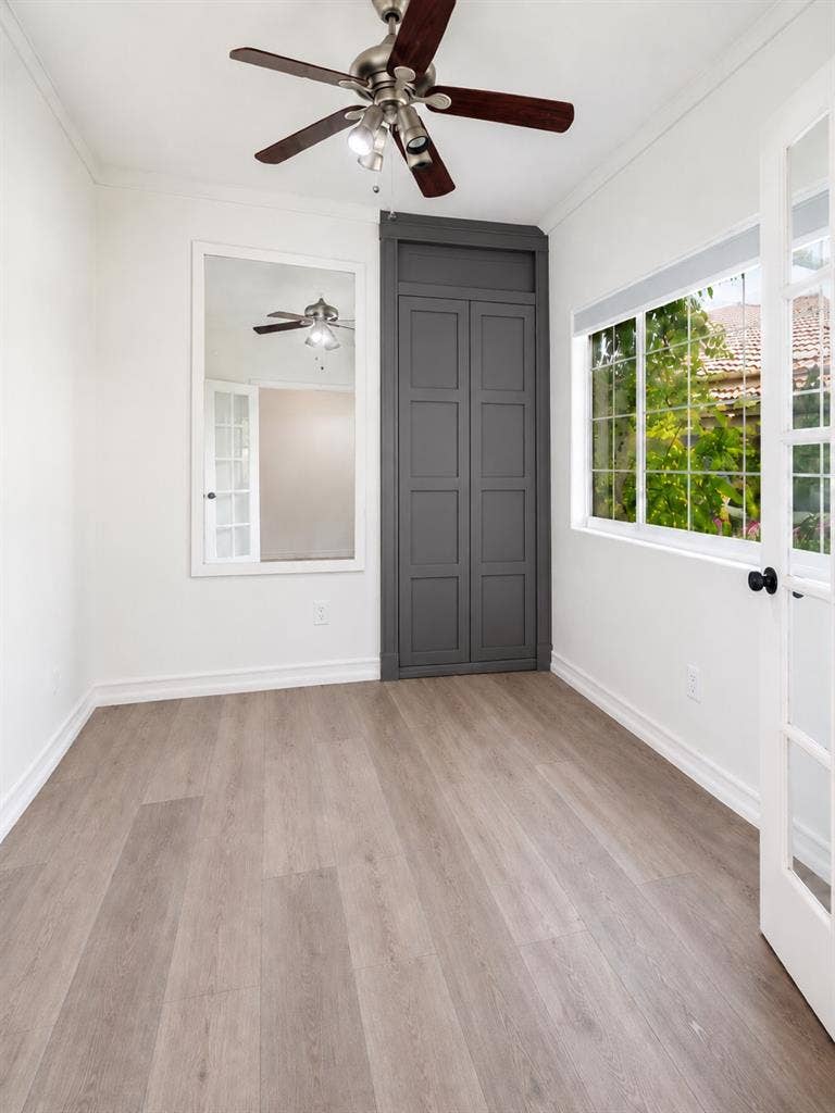 2 rooms available!!