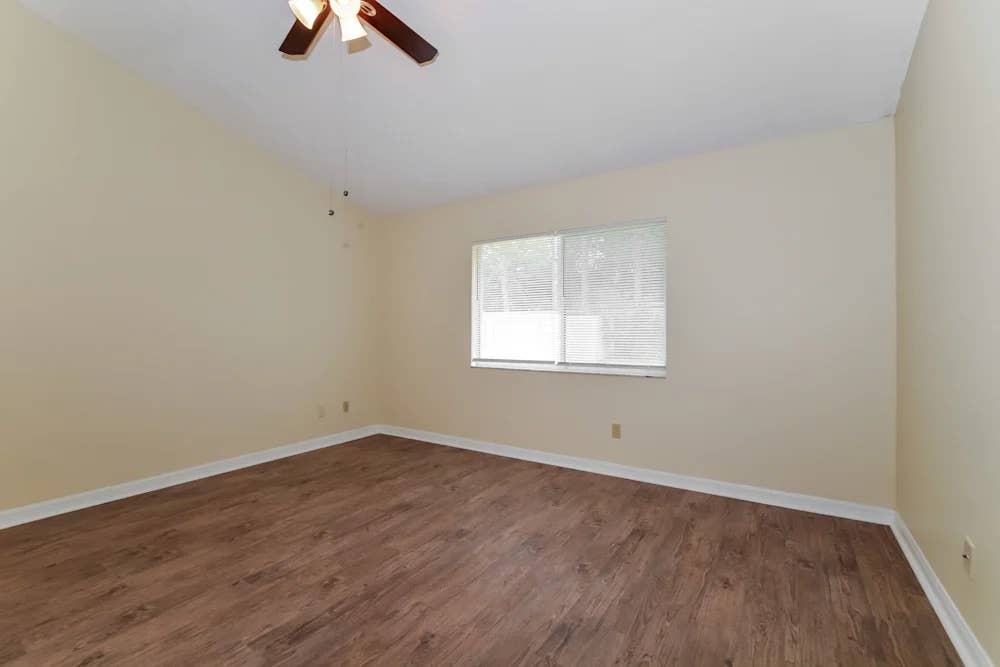 Spacious Whole House for Rent Ready