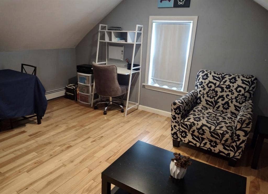Furnished Room, 🐈 ok, near 🚌, 9/1