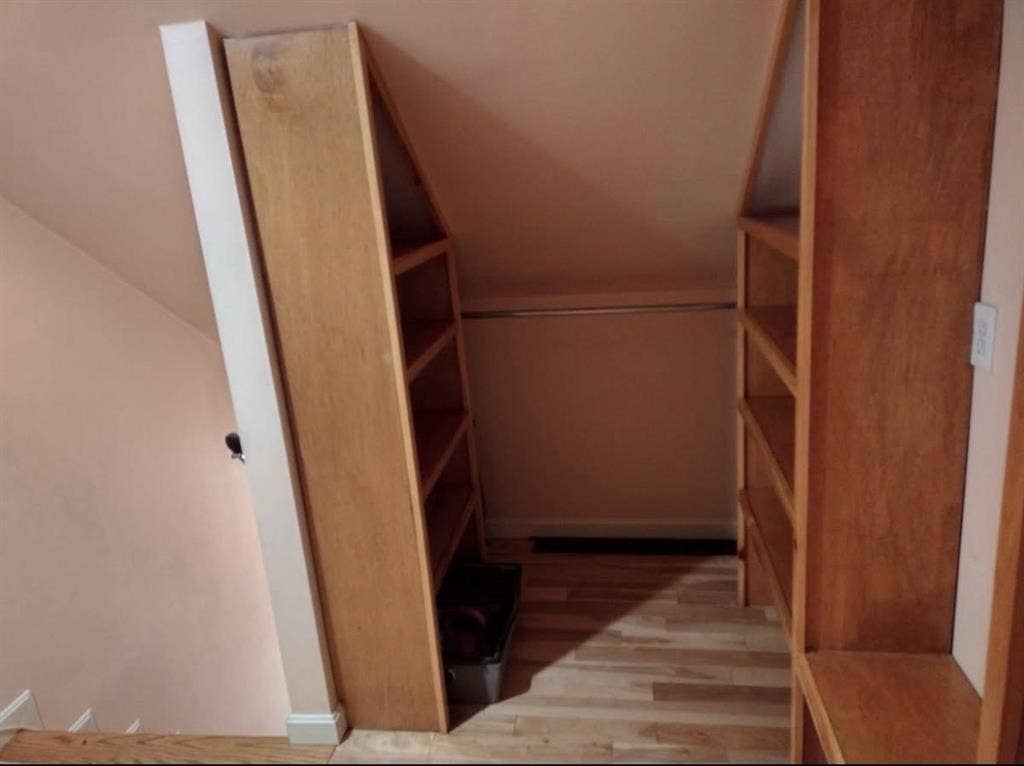 Furnished room, 🐈 ok, near 🚌, 9/1