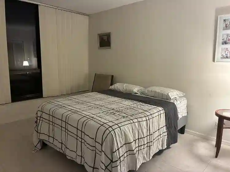 Looking for a reliable roommate.