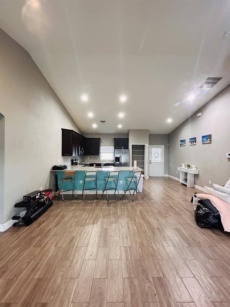HOME FOR RENT IN DELTONA! $2350/mo