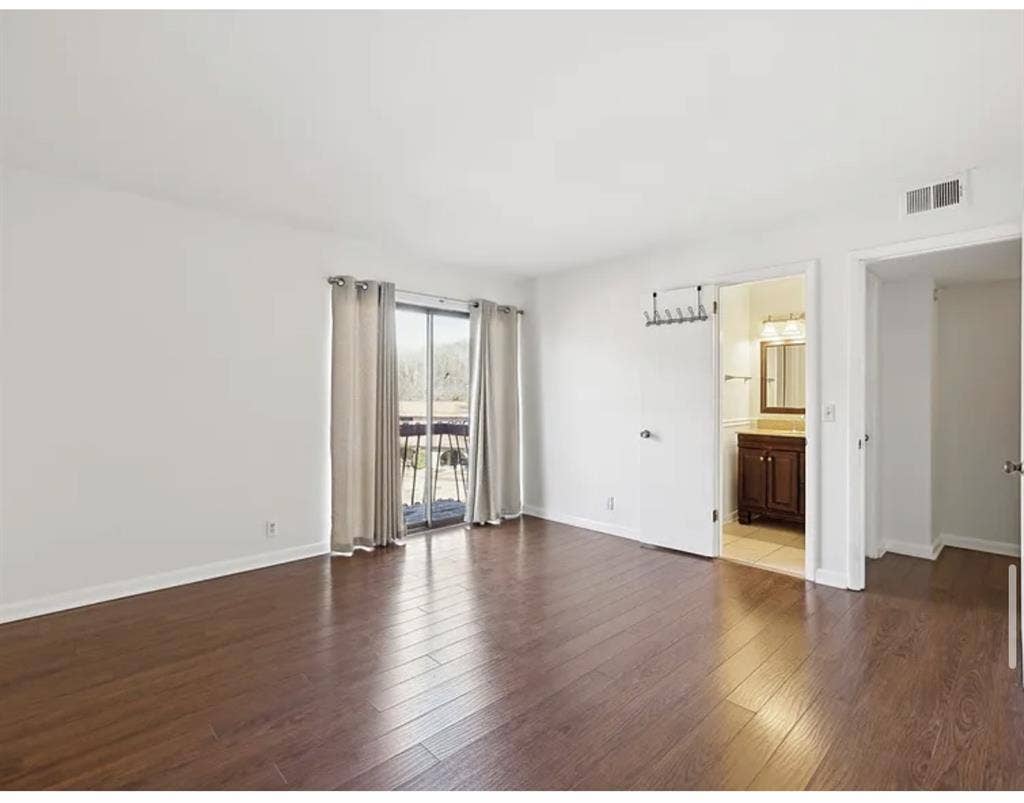 Roomie needed 10/27/26