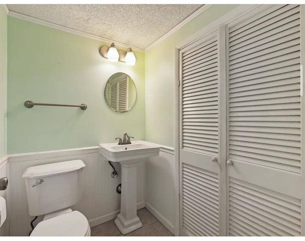 Roomie needed 10/27/26