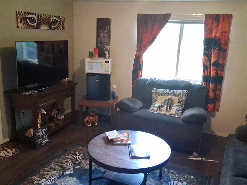 Looking for long term renter